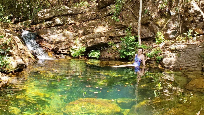 Poço com água esverdeada na Cachoeira Loquinhas