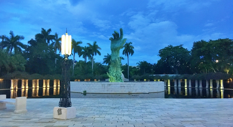 Roteiro completo de Miami: Monumento ao holocausto