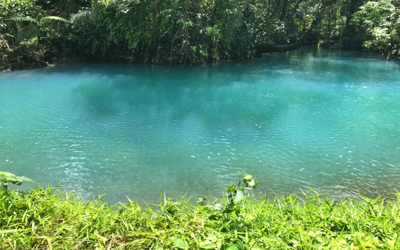 Laguna Azul na Costa Rica