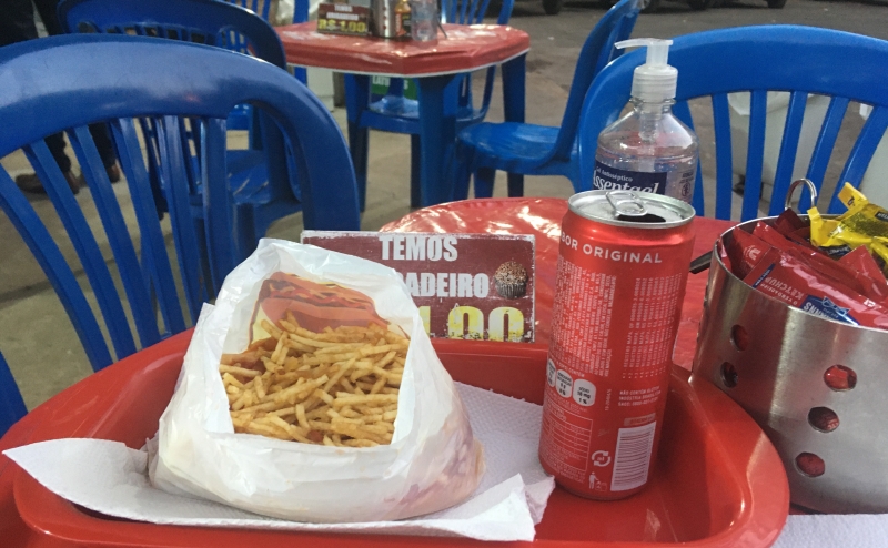 Cachorro quente do Edivaldo, na Asa Norte